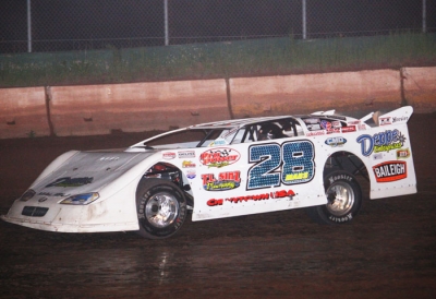 Jimmy Mars races to victory at Superior. (Ken Johnson)