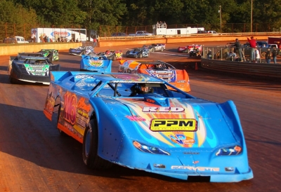 Randy Weaver leads the parade laps at Lavonia. (Gary Laster)
