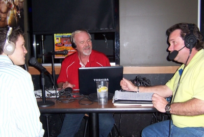 Driver Chris Ferguson (left) talks with Jeff Ward and Joe Sellers. (Rhonda Beck)