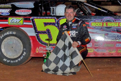 Ray Cook visits victory lane at Green Valley. (photobyconnie.com)