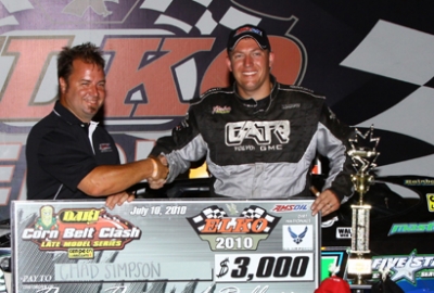 Chad Simpson visits victory lane for the second time at Elko. (mikerueferphotos.photoreflect.com)