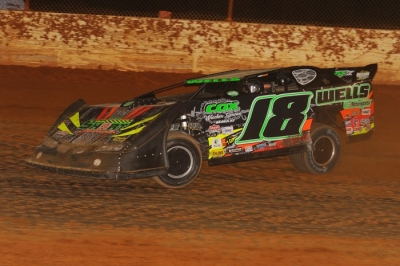 Eric Wells heads for victory at Ponderosa. (dt52photos.com)