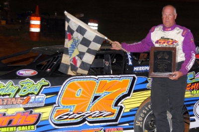 Skip Arp earned $2,500 for his victory at 411 Motor Speedway. (mrmracing.net)