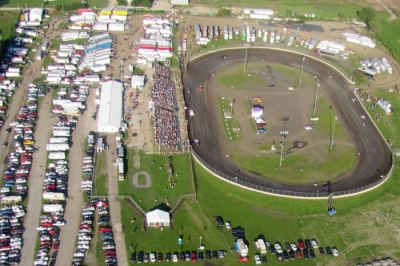 Tri-City Speedway plans to pack the place for the July 14-15 Battle at the Beach 100.