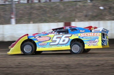 Andy Eckrich battles during Friday's prelims at Farley Speedway. (Paul Misner)