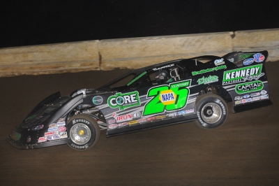 Shane Clanton heads for his first WoO victory of 2012. (jdphotosports.photoreflect.com)