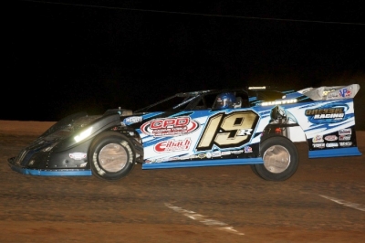 Ryan Gustin heads to victory at Springfield. (Ron Mitchell)