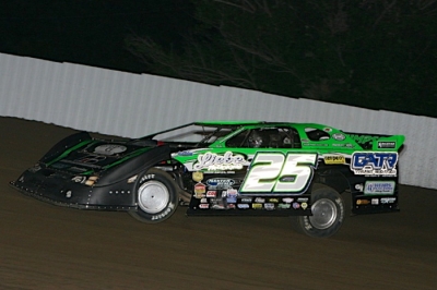 Chad Simpson won $3,000 in Fayette County's Corn Belt Clash event. (mikerueferphotos.photoreflect.com)
