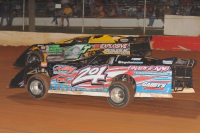 Billy Ogle Jr. (201) chases Tommy Kerr (4T) at Boyd's. (dt52photos.com)