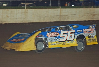 Andy Eckrich heads for victory. (K.C. Rooney)