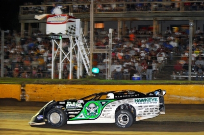 Scott Bloomquist has one lap for $50,000. (thesportswire.net)