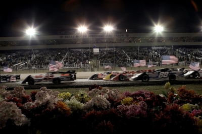 The O'Reilly SUPR parade lap. (Getty Images)