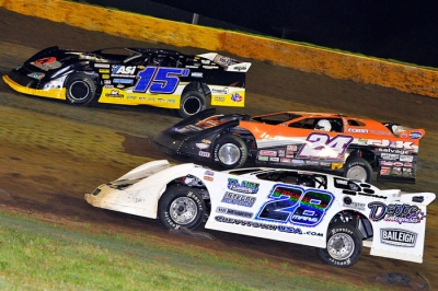 Brian Birkhofer (15) topped Jimmy Mars (28) and Rick Eckert (24) to win at Cedar Lake. (thesportswire.net)