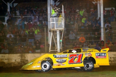Don O'Neal takes the checkers at Brownstown. (Mark Schaefer)