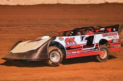 Todd Morrow completes his Duck River sweep Friday in SRRS action. (photobyconnie.com)
