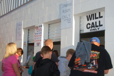 Florence Speedway drew a standing-room only crowd. (DirtonDirt.com)