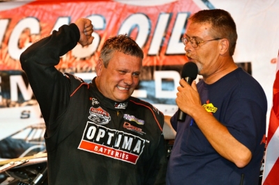 Don O'Neal celebrates in victory lane. (thesportswire.net)