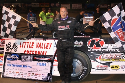 Darrell Lanigan claimed his 50th WoO win at Little Valley Speedway. (Kevin Kovac)