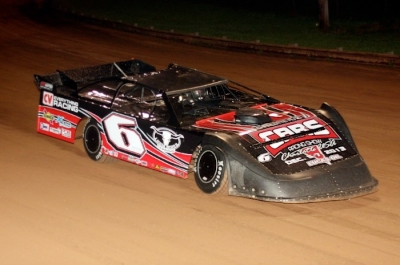 Steve Shaver heads to victory. (Tommy Michaels)
