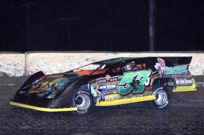 Bub McCool heads for victory at Greenville. (Best Photography)