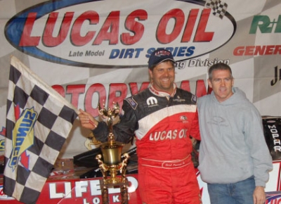 Car owner Bobby Labonte joined the winner. (mikessportsimages.com)