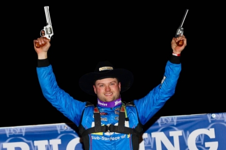 Hudson O'Neal on Sunday in victory lane. (mikerueferphotos.photoreflect.com)