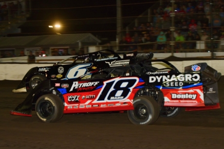 Shannon Babb (18) chases winner Hudson O'Neal (6). (Rocky Ragusa)
