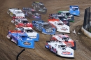 Heat race action June 7 at Eldora Speedway for Dream XXXI. (joshjamesartwork.com)