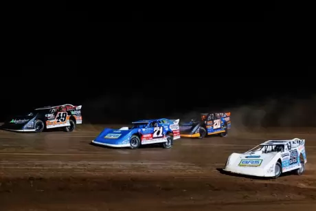 Ricky Thornton Jr. (20rt) struggled on the initial start. (heathlawsonphotos.com)