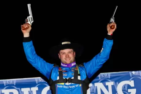 Hudson O'Neal on Sunday in victory lane. (mikerueferphotos.photoreflect.com)