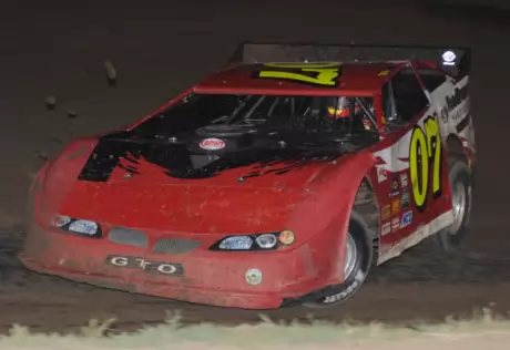 Kelly Boen races to victory Friday in McCool Junction. (fasttrackphotos.net)