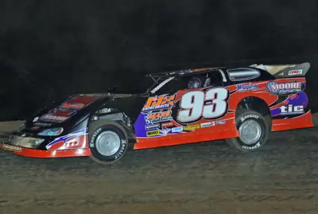 Ray Moore heads for victory at I-30. (Woody Hampton)