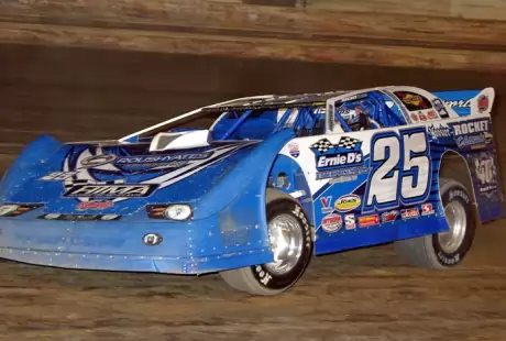 Josh Richards heads for victory at PPMS. (Frank Wilson)