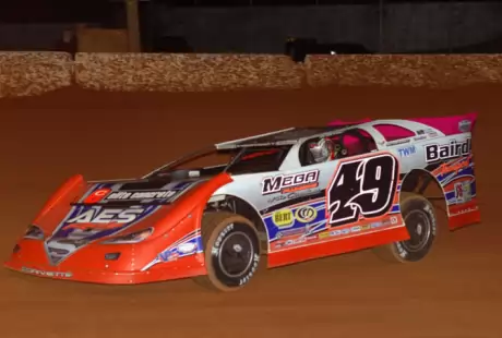 Jonathan Davenport races to victory at Cherokee. (George 