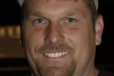 Randall Edwards, crew chief for Darrell Lanigan. (DirtonDirt.com)