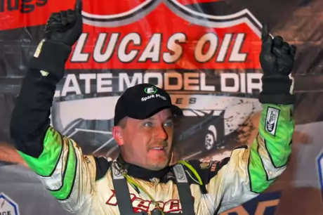 Series points leader Jimmy Owens celebrates at Volunteer Speedway. (mrmracing.net)