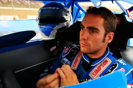 Josh Richards gets ready for action at Eldora earlier this year. (thesportswire.net)