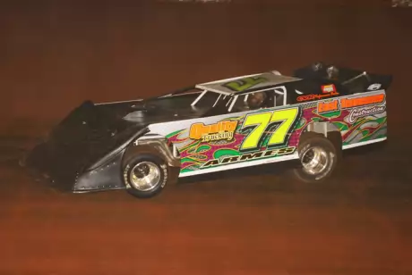 Dale McDowell subbed in the No. 77. (mrmracing.net)