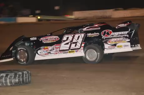 Darrell Lanigan led all 40 laps at Lake City. (DirtonDirt.com)