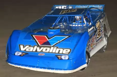 Josh Richards hustles the Rocket house car to victory at I-55. (stlracingphotos.com)