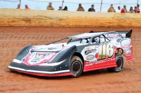 Randy Weaver gets rolling Nov. 9 at Boyd's. (photobyconnie.com)